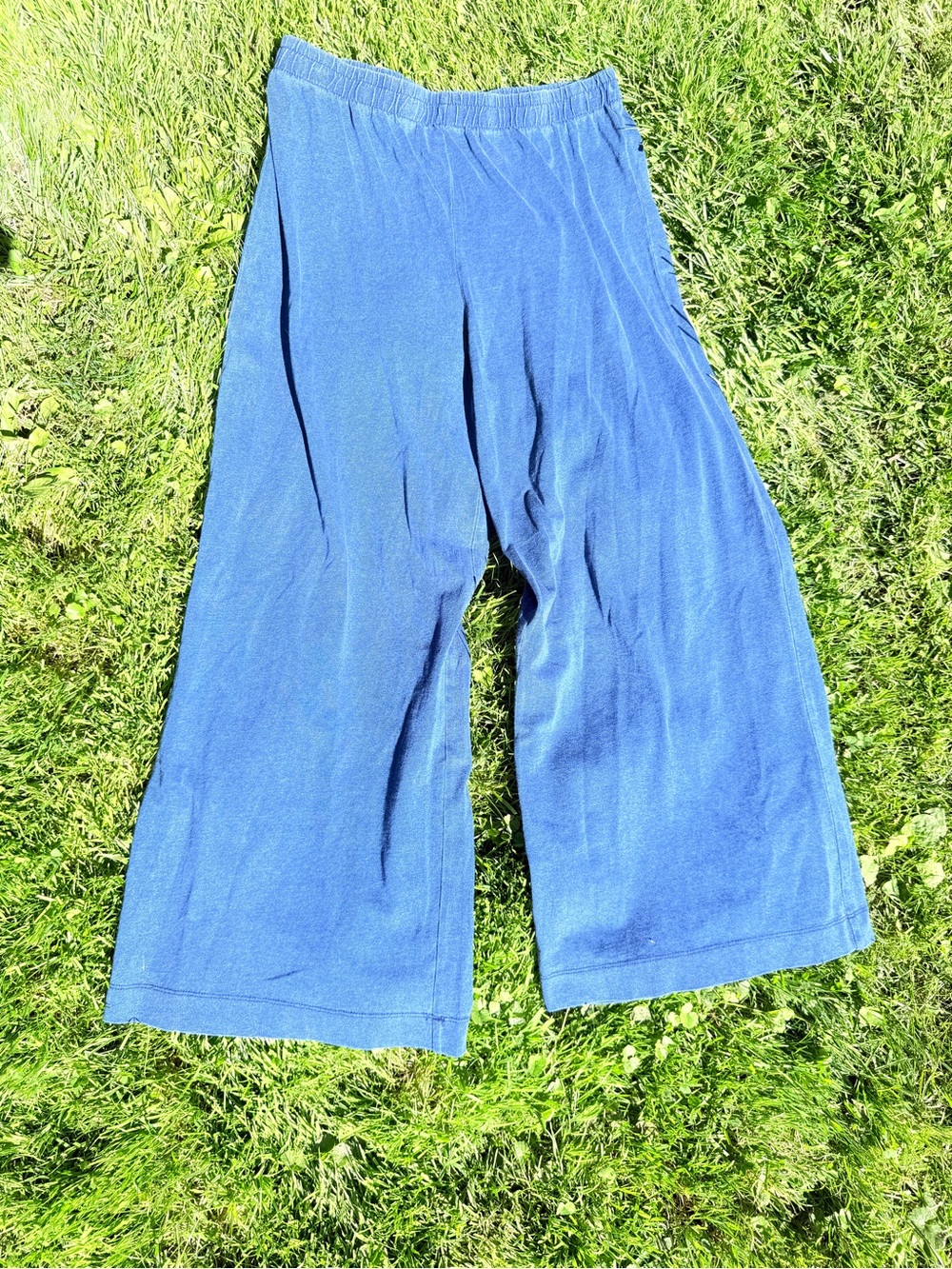 Z Supply Kids Wide-Leg Pull-On Pants in Blue